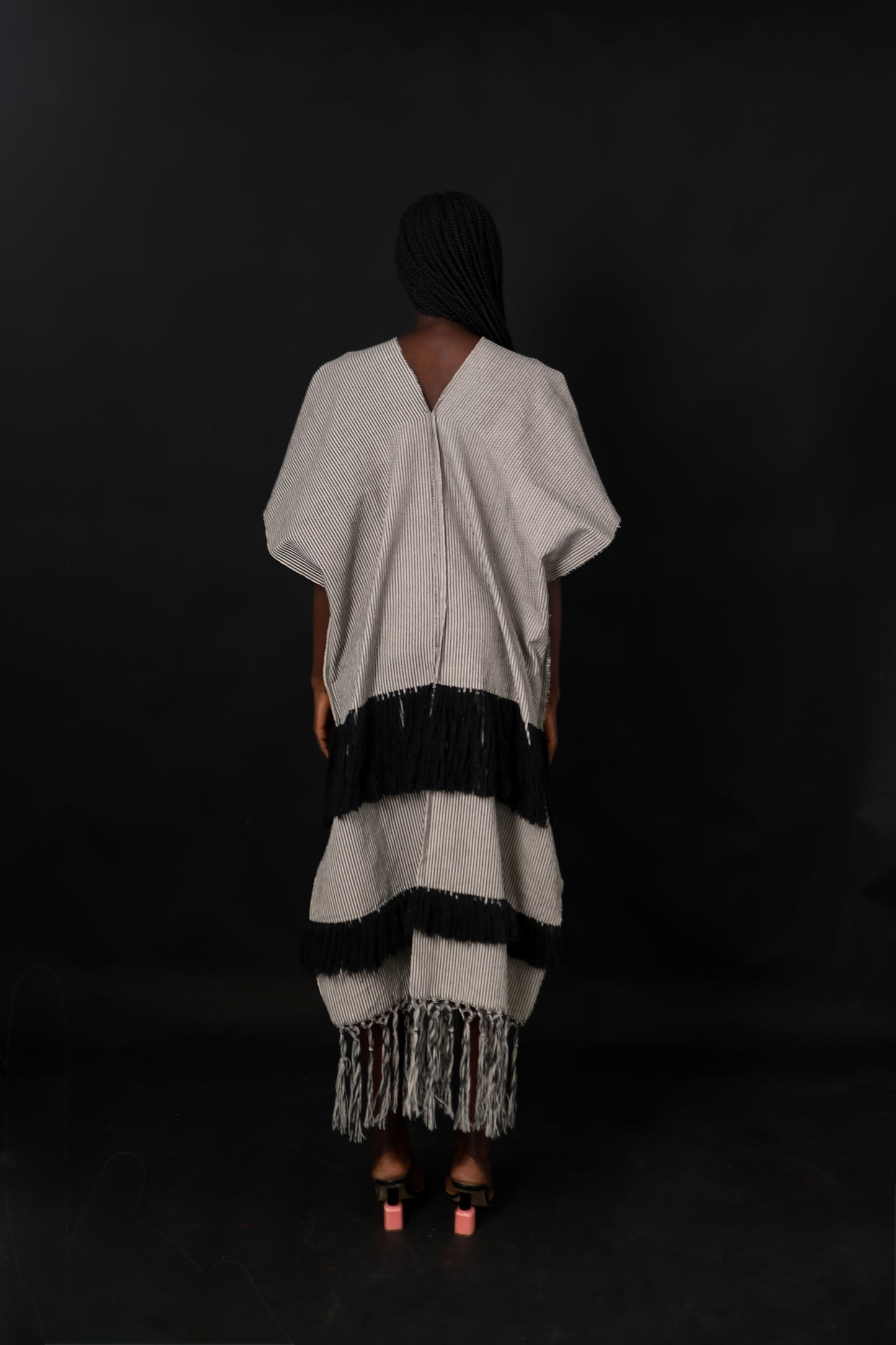 Amma Stripe Black/White Medium High Low